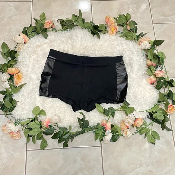 Forever 21 Pants - FOREVER 21-BOOTY SHORTS